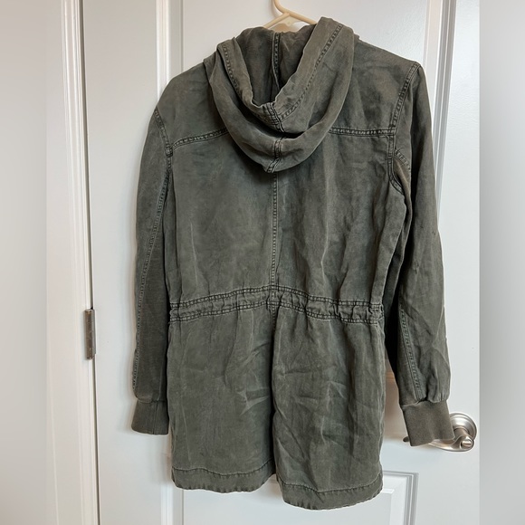 Splendid Utility Cargo Jacket Super Soft - Picture 3 of 6